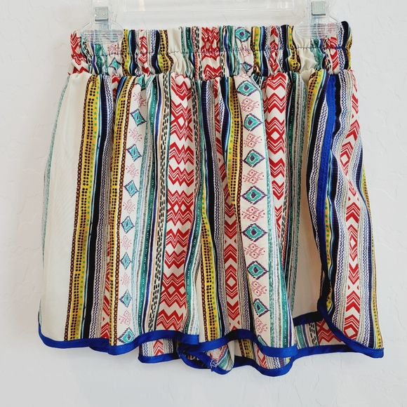 A3 Design Fun Multicolor Pull On Shorts - Picture 7 of 14